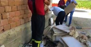 İtfaiye Ekiplerinin Yılan Avı