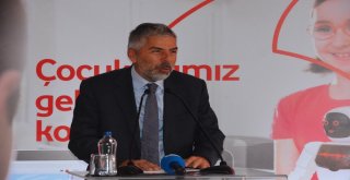 Çocuklara Yarınlara Kodlama Öğrenerek Hazırlanıyor