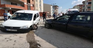 Bilecikte Trafik Kazazı; 5 Yaralı