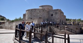 Büyükelçiler Konyada Tarihi Mekanları Gezdi
