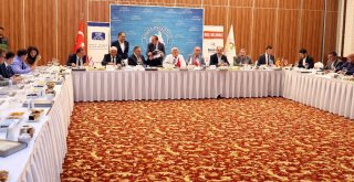 Başkan Karaosmanoğlu: ‘Türk Dünyasını Birleştirmek İstiyoruz