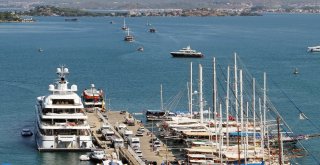 140 Milyonluk Lüks Yata 350 Bin Liralık Yakıt İkmali Yapıldı