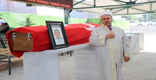 Mersinde Vefat Eden Polis, Niğdede Toprağa Verildi