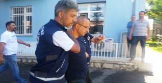 Konyada Azeri Kadını Öldüren Galerici Antalyada Sahte Kimlikle Yakalandı