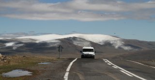 Ardahana Yılın İlk Karı Düştü