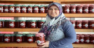 Salça Fırsatçılarına Karşı Kadın Dayanışması