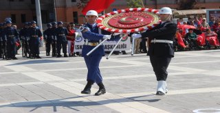 Eskişehirin Düşmandan Kurtuluşu Coşkuyla Kutlandı