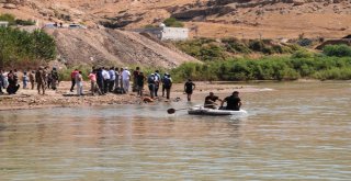 Dicle Nehrinde Kaybolan İşçilerden Birinin Cansız Bedenine Ulaşıldı