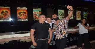 Facia Üçlü Filminin Oyuncuları Malatya Parkta