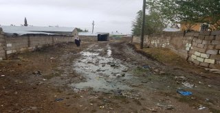 Tuşba Belediyesinden Sağanak Yağış İçin Acil Müdahale Ekibi 7/24 Göreve Hazır