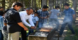 Çarpışan Otoda Bir Vali