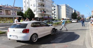 Manavgatta Trafik Kazası: 3 Yaralı