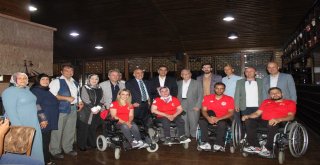 Kent Konseyi Engelli Meclisi Başkan Sekmenle Bir Araya Geldi