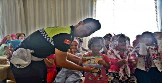 Polis Bayram Öncesi Çocukları Uyardı