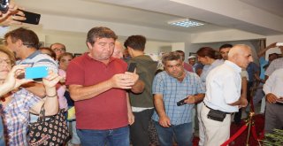 Adnan Menderesin Heykeli Duygusal Anlar Yaşattı