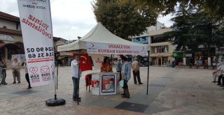 Kızılay Kurban Bağışı Standınıaçtı