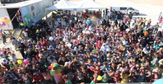 Suriyede Kurban Bayramı Öncesi Oyuncak Şenliği