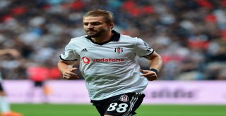 Spor Toto Süper Lig: Beşiktaş: 0 - Akhisarspor: 0 (Maç Devam Ediyor)