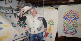 (Özel Haber) Yarım Asırdır Ekmeğini Keçeden Kazanıyor