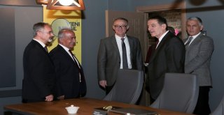 Atatürk Üniversitesi İle Koç Üniversitesi Arasında Bilimsel İş Birliği Protokolü İmzalandı