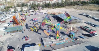 Şehit Aileleri, Gazi Ve Yakınlarıyla Engellilere Ücretsiz Lunapark Hizmeti