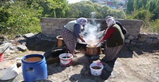 Develide Üzüm Pekmezi Yapımı Başladı