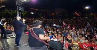 Didimde Zafer Coşkusu Fener Alayıyla Devam Etti