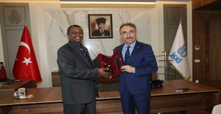 (Tekrar) İski, Projeleriyle Yurtdışında Çözümler Sunacak