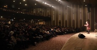 Usta Tiyatroculardan Mükemmel Performans