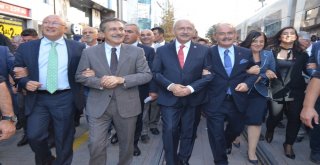 Kılıçdaroğlu Eskişehir Ziyaretini Tamamladı