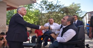 Engelli Kaymaza Belçikadan Elektrikli Araç Hediye Edildi