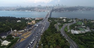 İstanbulda Okula Uyumun İlk Gününde Oluşan Trafik Yoğunluğu Havadan Görüntülendi