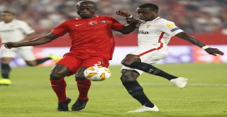 Uefa Avrupa Ligi: Sevilla: 3 - Akhisarspor: 0 (İlk Yarı)