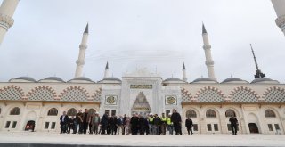 Cumhurbaşkanı Erdoğan, Çamlıca Camiinde İncelemelerde Bulundu