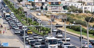 Tatilciler Bodruma Akın Akın Gelmeye Başladı