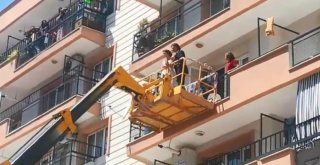 Gelin, Baba Evinden Vinçle Çıktı