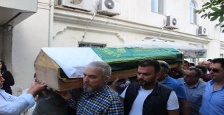 Özel Ekiple 3 Yıl Sonra Bulunan Elektrikçinin Cenazesi Toprağa Verildi