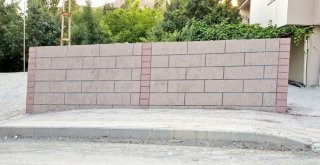 Hakkarideki İstinat Duvarları Güzelleşiyor