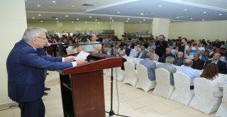 Vali Kamçı “Aynı Ağacın Meyvesi, Aynı Sazın Telleri Ve Aynı Kaynağın Billur Damlalarıyız”