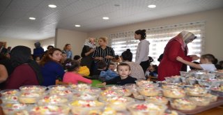 Miniklerin Aşure Keyfi