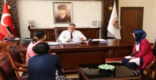 Vali Pekmez, Halk Günü Toplantısını Gerçekleştirdi