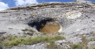 (Özel) Kazan Kayası, Kışın Yaban Hayvanlarının Yazın Turistlerin İlgi Odağı