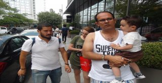 (Özel) Taksimin Göbeğinde İranlı Turistleri Gasp Eden Taksici Kaçtı