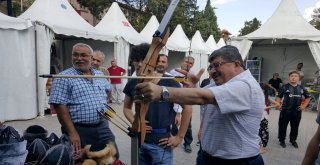 Başkan Can Alışveriş Günleri Etkinlik Alanında Vatandaşlarla Buluştu