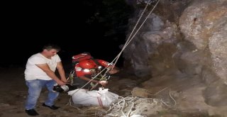 Akuttan Keçi Kurtarma Operasyonu