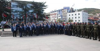 88 Yaşındaki Kore Gazisi, Törende Rahatsızlanınca Polis Otosu İle Evine Götürüldü