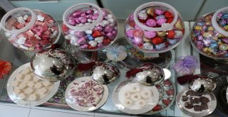 (Özel Haber) Kurban Bayramının İkramlıkları Tezgahlarda Yerini Aldı