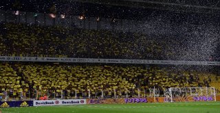 Spor Toto Süper Lig: Fenerbahçe: 0 - Bursaspor: 1 (Maç Devam Ediyor)