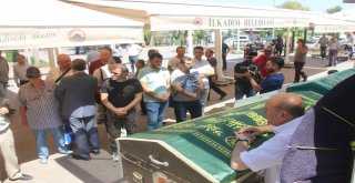 Şişko Nurinin Cenazesinde Büyük Vefasızlık