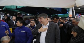 Tramvayda Vatandaşlarla Yolculuk Eden Türel Müjdeyi Verdi